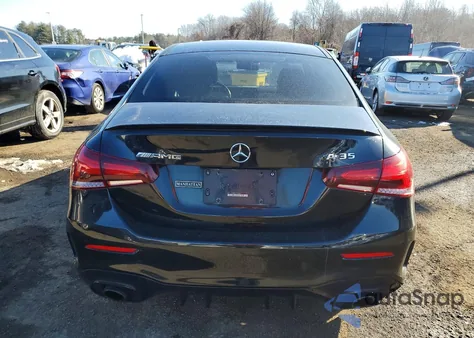 2020 Mercedes-Benz A 35 Amg z USA, uszkodzony, nr VIN W1K3G5BBXLJ230900